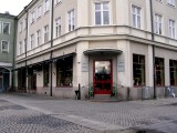 Cafe Frcka Frkens Frestelser, Entre Skvallertorget